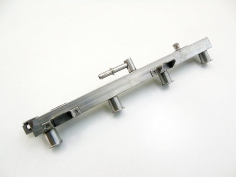 LISTWA WTRYSKOWA 2.0 B BMW 5 3 Z4 X3 E46 E87 E90 E91 E60 318 i Ti Ci