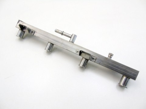 LISTWA WTRYSKOWA 2.0 B BMW 5 3 Z4 X3 E46 E87 E90 E91 E60 318 i Ti Ci