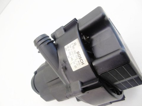 Pompa powietrza wtórnego Mercedes 2.6 V6 W211 S211 Klasa E 240 A0001403785