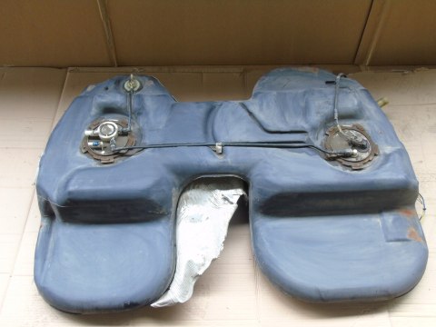 Zbiornik paliwa Chrysler Pacifica 2007 03-08 04880312 04809617