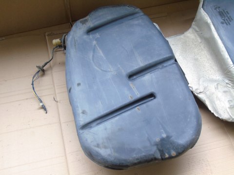 Zbiornik paliwa Chrysler Pacifica 2007 03-08 04880312 04809617