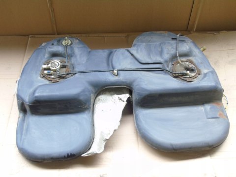 Zbiornik paliwa Chrysler Pacifica 2007 03-08 04880312 04809617