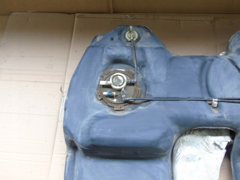 Zbiornik paliwa Chrysler Pacifica 2007 03-08 04880312 04809617