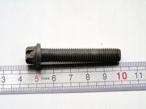 Śruba korbowodu 2.0 D BMW 1 2 X1 X2 F40 F70 F45 F74 F46 F48 F39 MINI B47C20
