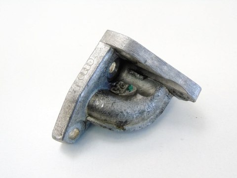 KRÓCIEC PODSTAWA ZAWORU EGR 1.8 T ALHAMBRA GALAXY SHARAN PASSAT 078131166