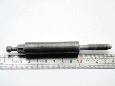 KOŁEK POKRYWY SILNIKA 1.6 HDI C4 C5 207 307 407 308 206 1007 3008 C2 C3