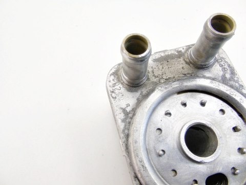 CHŁODNICA OLEJU 2.0 TDI AUDI A6 C6 A4 B7 PASSAT B6 GOLF LEON OCTAVIA SUPERB