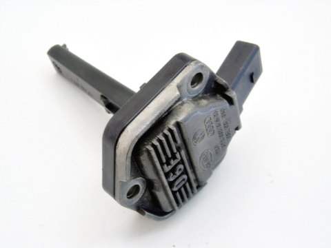 CZUJNIK POZIOMU OLEJU 3.0 TDI AUDI A4 B7 A6 C6 A8 D3 ASB 06E907660