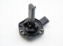 CZUJNIK POZIOMU OLEJU 3.0 TDI AUDI A4 B7 A6 C6 A8 D3 ASB 06E907660
