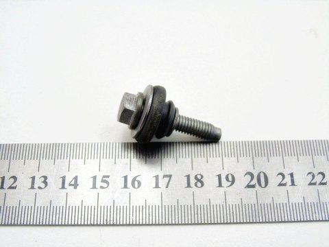 ŚRUBA POKRYWY ZAWORÓW 1.8 2.0 T TURBO SAAB 9-3 9-5 SIGNUM VECTRA BLS