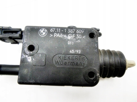 SIŁOWNIK ZAMKA BMW E36 SIŁOWNIK ZAMKA BMW E36