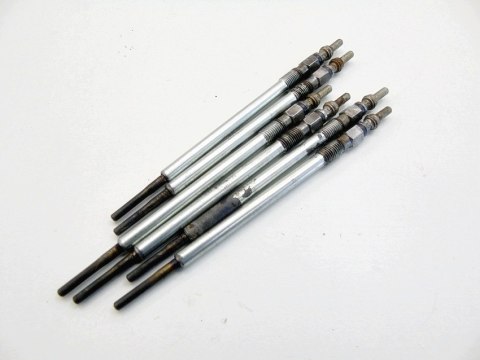 ŚWIECE ŻAROWE 3.0 320 CDI MERCEDES KLASA E W211 S211 CLS NGK 88002AS