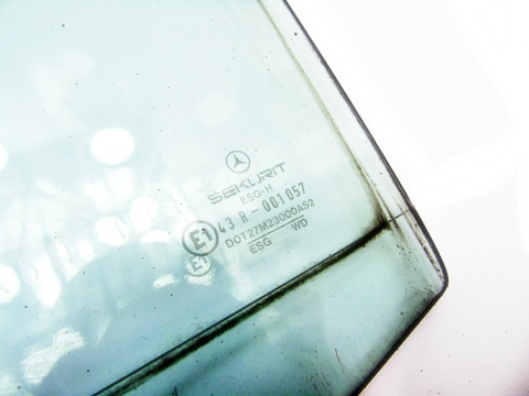SZYBA DRZWI LEWY TYŁ MERCEDES W124 E260 SZYBA DRZWI LEWY TYŁ MERCEDES W124 E260