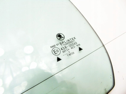 SZYBA DRZWI LEWY TYŁ SKODA OCTAVIA I SEDAN SZYBA DRZWI LEWY TYŁ SKODA OCTAVIA I SEDAN