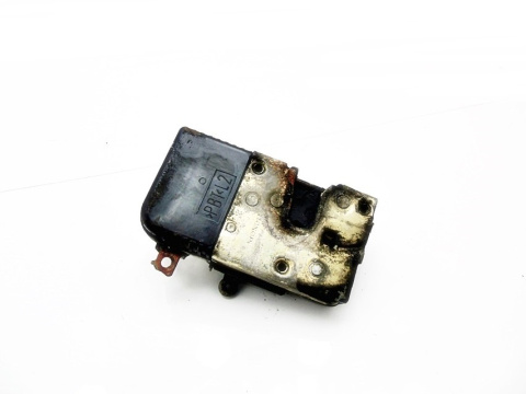 ZAMEK DRZWI LEWY PRZÓD PEUGEOT 406 LIFT ZAMEK DRZWI LEWY PRZÓD PEUGEOT 406 LIFT