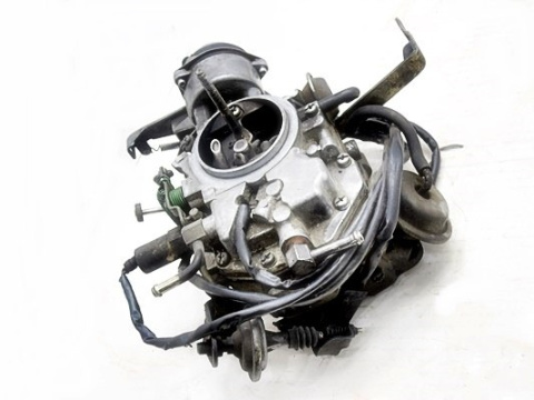 GAŹNIK NISSAN 1.4 16V ALMERA SUNNY III GAŹNIK NISSAN 1.4 16V ALMERA SUNNY III
