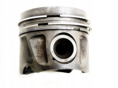 TŁOK CHRYSLER 3.0 CRD 300C JEEP CHEROKEE III TŁOK CHRYSLER 3.0 CRD 300C JEEP CHEROKEE III
