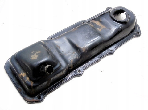 POKRYWA ZAWORÓW 1.8 8V AUDI 80 B3 POKRYWA ZAWORÓW 1.8 8V AUDI 80 B3