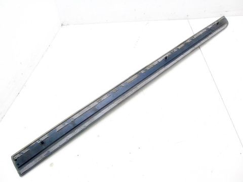 LISTWA DRZWI LEWY PRZÓD FORD FOCUS MK1 KOMBI LISTWA DRZWI LEWY PRZÓD FORD FOCUS MK1 KOMBI