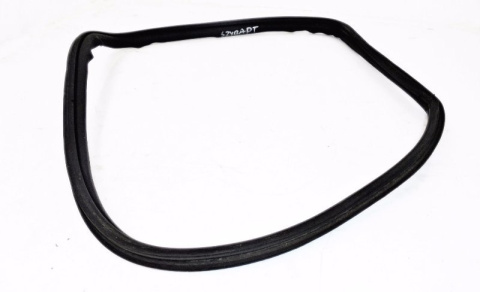 USZCZELKA SZYBY PRAWY TYŁ PEUGEOT 206 3D USZCZELKA SZYBY PRAWY TYŁ PEUGEOT 206 3D