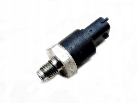 CZUJNIK PALIWA 1.7 CDTI ASTRA CORSA C COMBO CZUJNIK PALIWA 1.7 CDTI ASTRA CORSA C COMBO