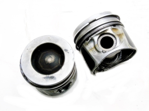 TŁOK 1.4 8V E-HDI DS3 207 208 2008 C3 TŁOK 1.4 8V E-HDI DS3 207 208 2008 C3