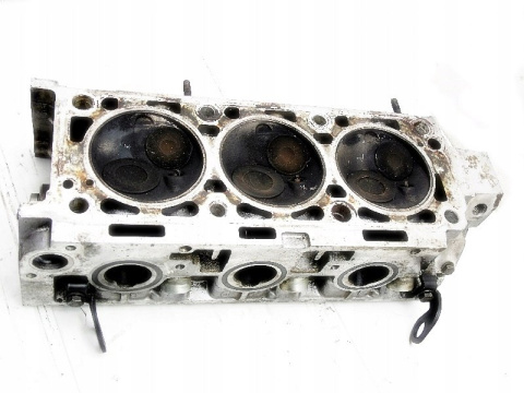GŁOWICA 3.0 V6 CITROEN XM PEUGEOT 605 GŁOWICA 3.0 V6 CITROEN XM PEUGEOT 605