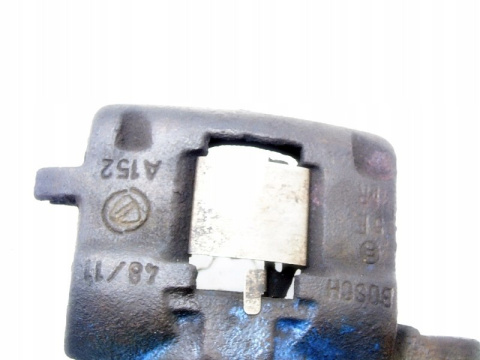 ZACISK HAMULCOWY PRAWY PRZÓD FIAT PANDA II 1.2 ZACISK HAMULCOWY PRAWY PRZÓD FIAT PANDA II 1.2