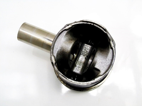 TŁOK 4/5/6 VW 2.5 TDI PASSAT A4 A6 A8 TŁOK 4/5/6 VW 2.5 TDI PASSAT A4 A6 A8