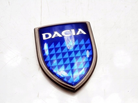 ZNACZEK EMBLEMAT MASKI DACIA LOGAN I SEDAN 2005r