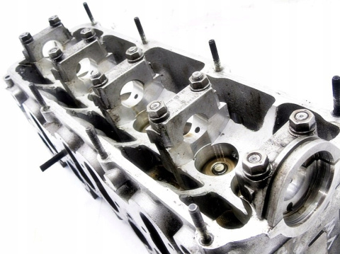 GŁOWICA AUDI 2.0 8V ABK 80 A6 100 C4 COUPE GŁOWICA AUDI 2.0 8V ABK 80 A6 100 C4 COUPE