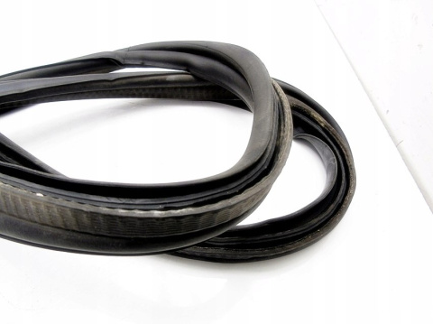 USZCZELKA KLAPY BAGAZNIKA PEUGEOT 206 5D USZCZELKA KLAPY BAGAZNIKA PEUGEOT 206 5D