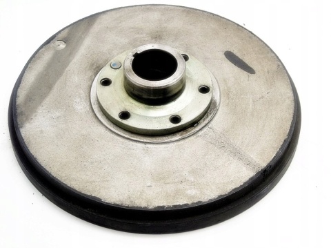 DYSTANS KOŁO PASOWE MERCEDES 2.0D W124 S124 DYSTANS KOŁO PASOWE MERCEDES 2.0D W124 S124