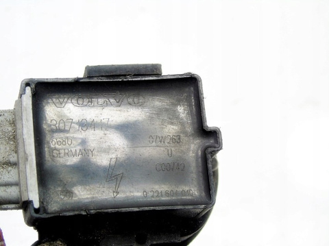 CEWKA ZAPŁONOWA VOLVO 2.4T XC70 C70 S70 V70 CEWKA ZAPŁONOWA VOLVO 2.4T XC70 C70 S70 V70