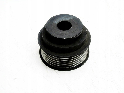 KOŁO ALTERNATORA BMW 3 E36 E46 1.6 I CI 8V M43 KOŁO ALTERNATORA BMW 3 E36 E46 1.6 I CI 8V M43