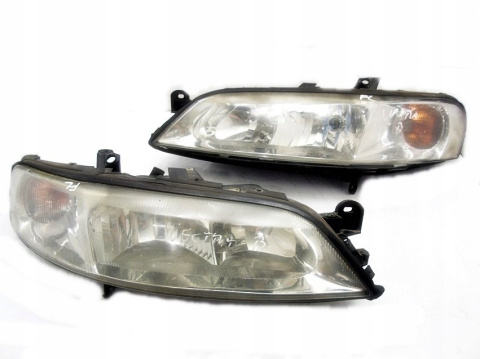 REFLEKTORY KAPY PRZÓD OPEL VECTRA B LIFT KOMPLET REFLEKTORY KAPY PRZÓD OPEL VECTRA B LIFT KOMPLET