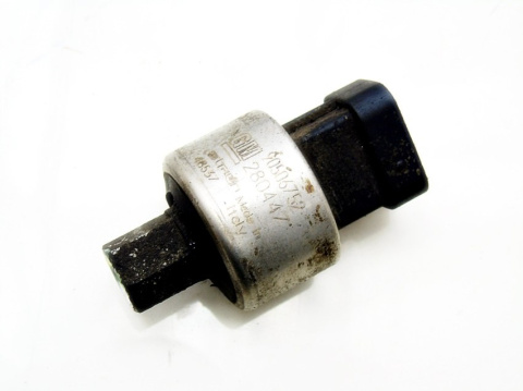 CZUJNIK KLIMATYZACJI 90506752 OPEL VECTRA B CZUJNIK KLIMATYZACJI 90506752 OPEL VECTRA B
