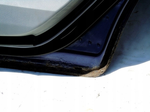 DRZWI PRAWY TYŁ G21B MAZDA 6 KOMBI 2003r DRZWI PRAWY TYŁ G21B MAZDA 6 KOMBI 2003r