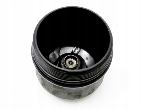 KOREK FILTRA OLEJU VOLVO 2.3T V70 S70 850 KOREK FILTRA OLEJU VOLVO 2.3T V70 S70 850