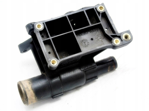 OBUDOWA TERMOSTATU 1.8 16V FORD FOCUS II C-MAX OBUDOWA TERMOSTATU 1.8 16V FORD FOCUS II C-MAX