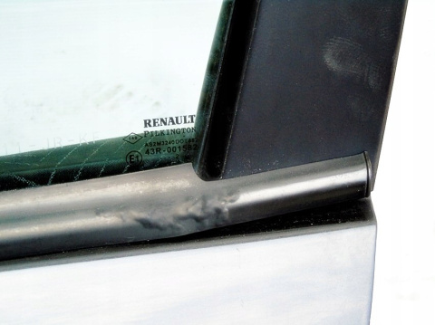 DRZWI LEWY PRZÓD RENAULT LAGUNA II KOMBI DRZWI LEWY PRZÓD RENAULT LAGUNA II KOMBI