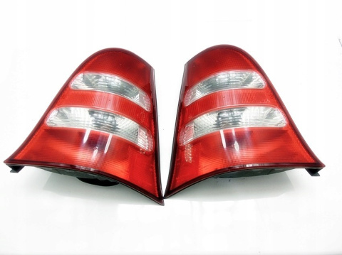 LAMPY TYŁ KOMPLET MERCEDES 1.4 W168 A KLASA LAMPY TYŁ KOMPLET MERCEDES 1.4 W168 A KLASA