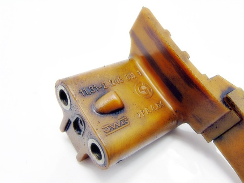 ŚLIZG ŁAŃCUCHA BMW 2.0 D E46 E39 320 318 520 D ŚLIZG ŁAŃCUCHA BMW 2.0 D E46 E39 320 318 520 D