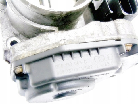PRZEPUSTNICA VW 1.8 T 20V PASSAT AUDI A4 A6 PRZEPUSTNICA VW 1.8 T 20V PASSAT AUDI A4 A6