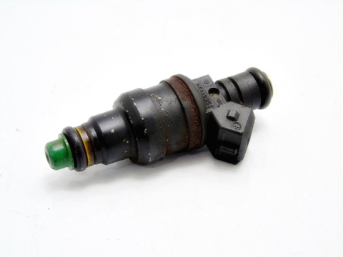 WTRYSKIWACZ PALIWA VW 1.8 T 20V PASSAT AUDI A4 A6 WTRYSKIWACZ PALIWA VW 1.8 T 20V PASSAT AUDI A4 A6