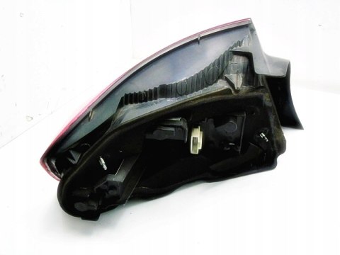 LAMPA PRAWY TYŁ PEUGEOT 407 SEDAN LAMPA PRAWY TYŁ PEUGEOT 407 SEDAN