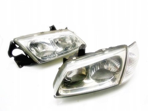 REFLEKTORY LAMPY PRZÓD KOMPLET NISSAN ALMERA N16 REFLEKTORY LAMPY PRZÓD KOMPLET NISSAN ALMERA N16