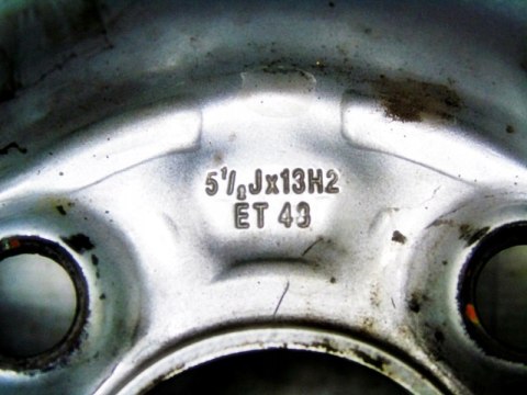 FELGA STALOWA VW POLO 6N 51/2Jx13H2 ET43 FELGA STALOWA VW POLO 6N 51/2Jx13H2 ET43