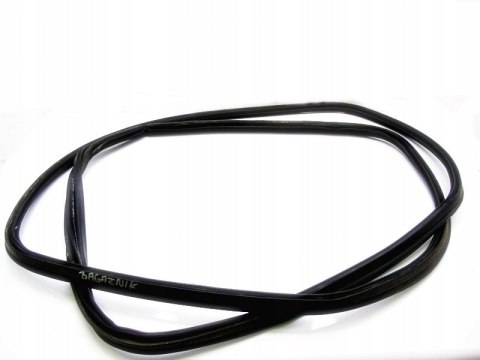 USZCZELKA BAGAZNIKA SUBARU OUTBACK II USA USZCZELKA BAGAZNIKA SUBARU OUTBACK II USA