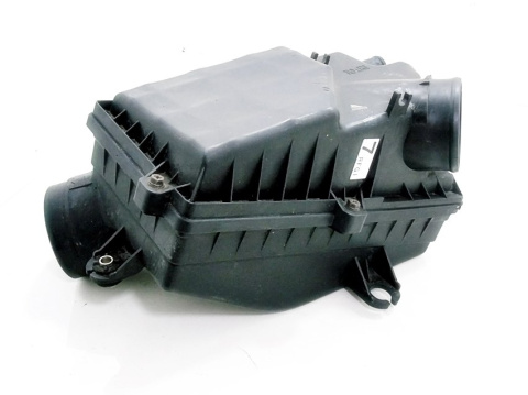 OBUDOWA FILTRA POWIETRZA MAZDA 626 IV 5D OBUDOWA FILTRA POWIETRZA MAZDA 626 IV 5D